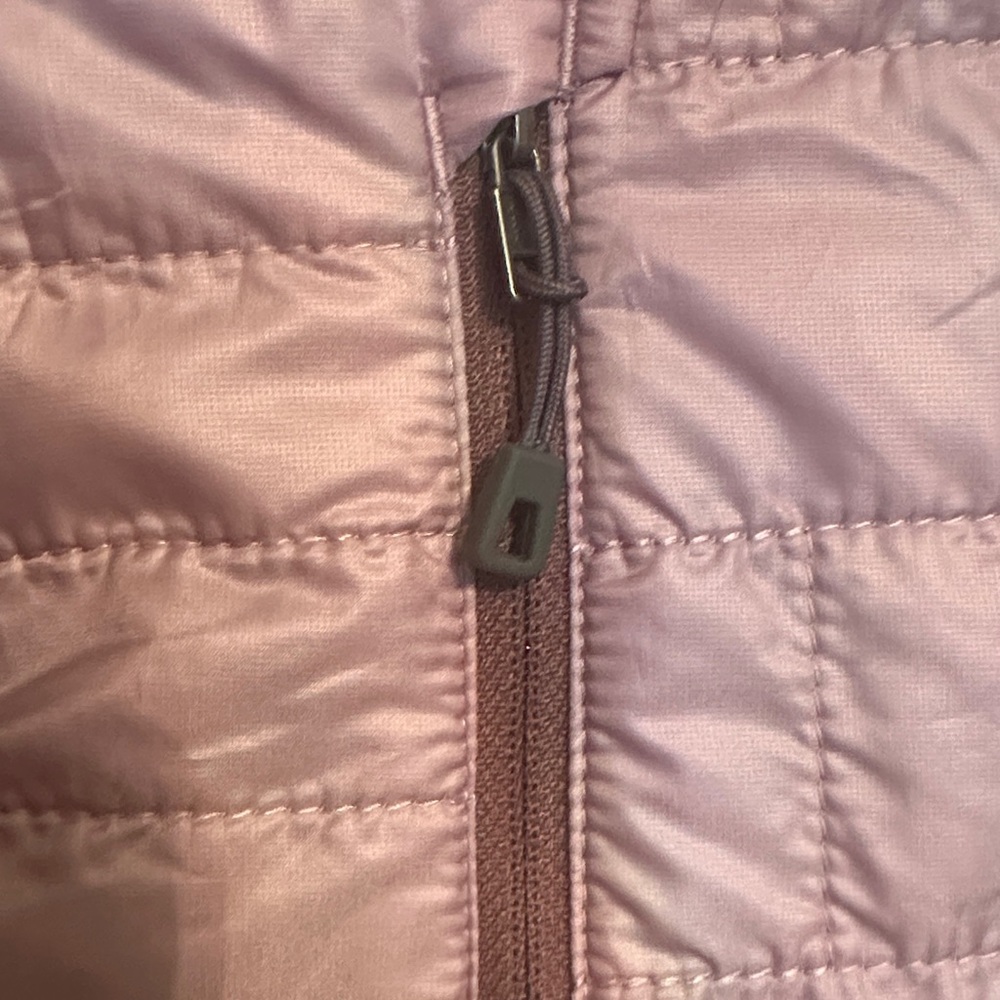 Patagonia Women's Puffer Jacket - Light Purple - Picture 4 of 11